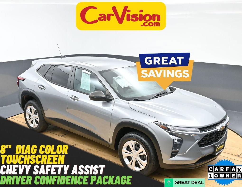 Used 2024 Chevrolet Trax LS w/ Driver Confidence Package FWD image 1
