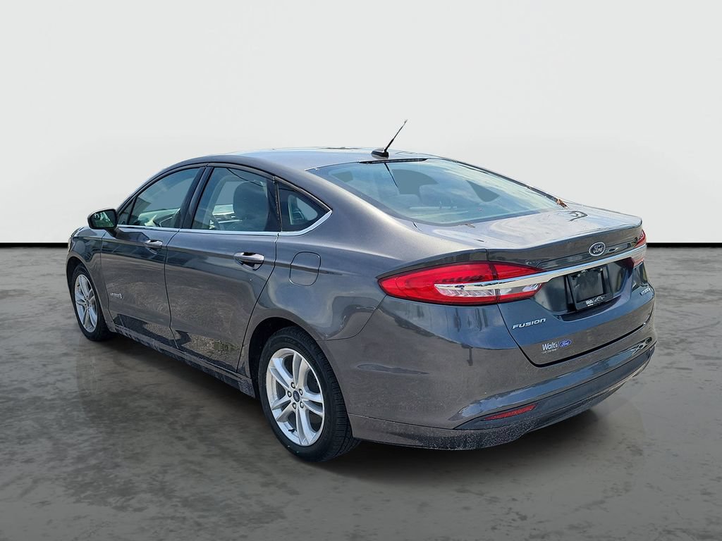 Used 2018 Ford Fusion S FWD image 3