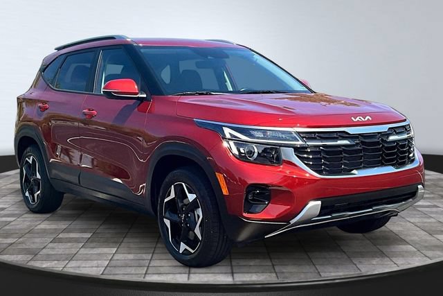 Used 2026 Kia Seltos S AWD/4WD image 3