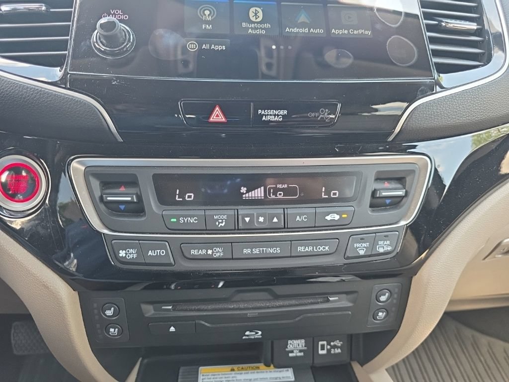Used 2020 Honda Pilot Elite image 17