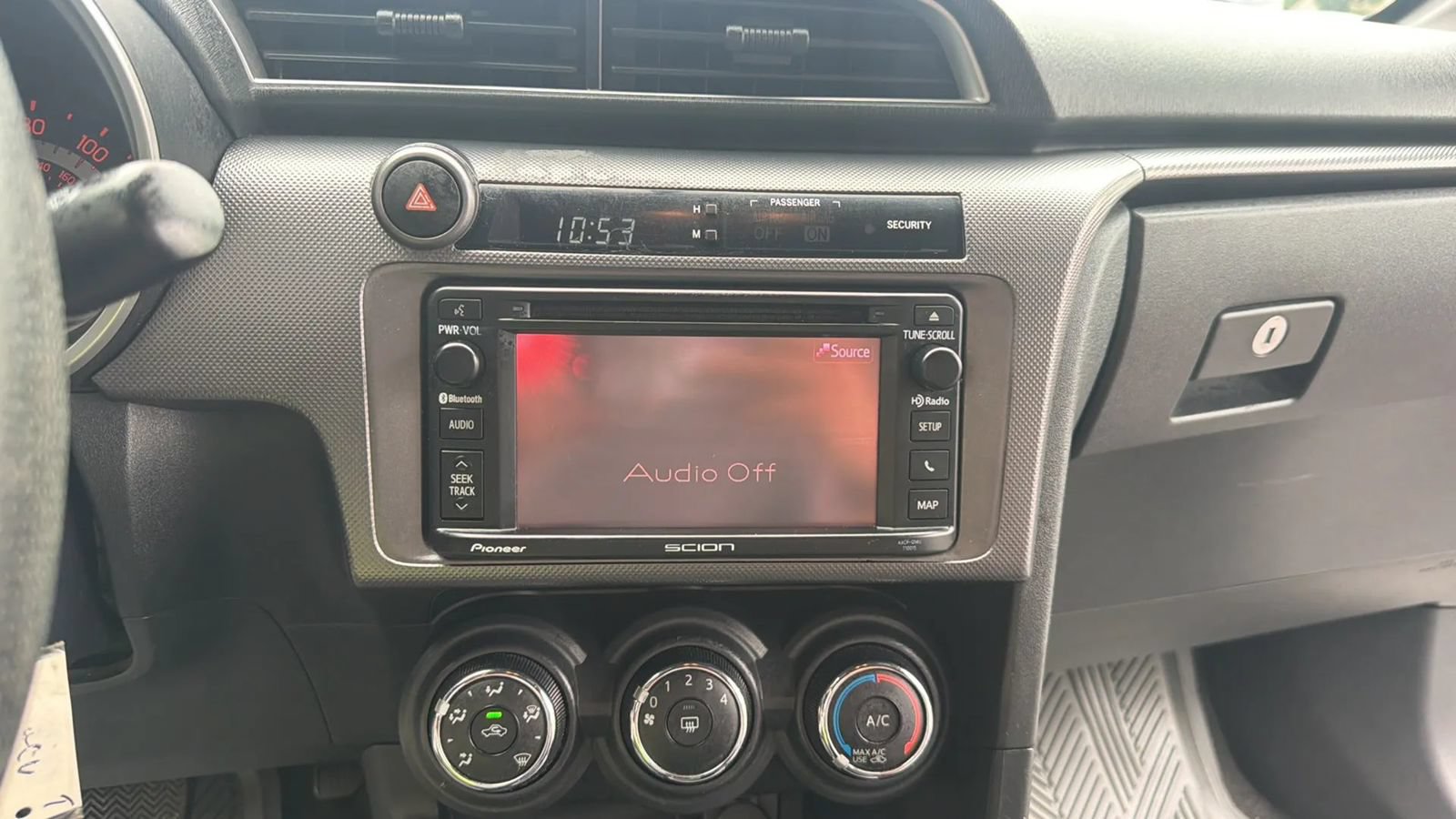 Used 2015 Scion tC FWD image 17