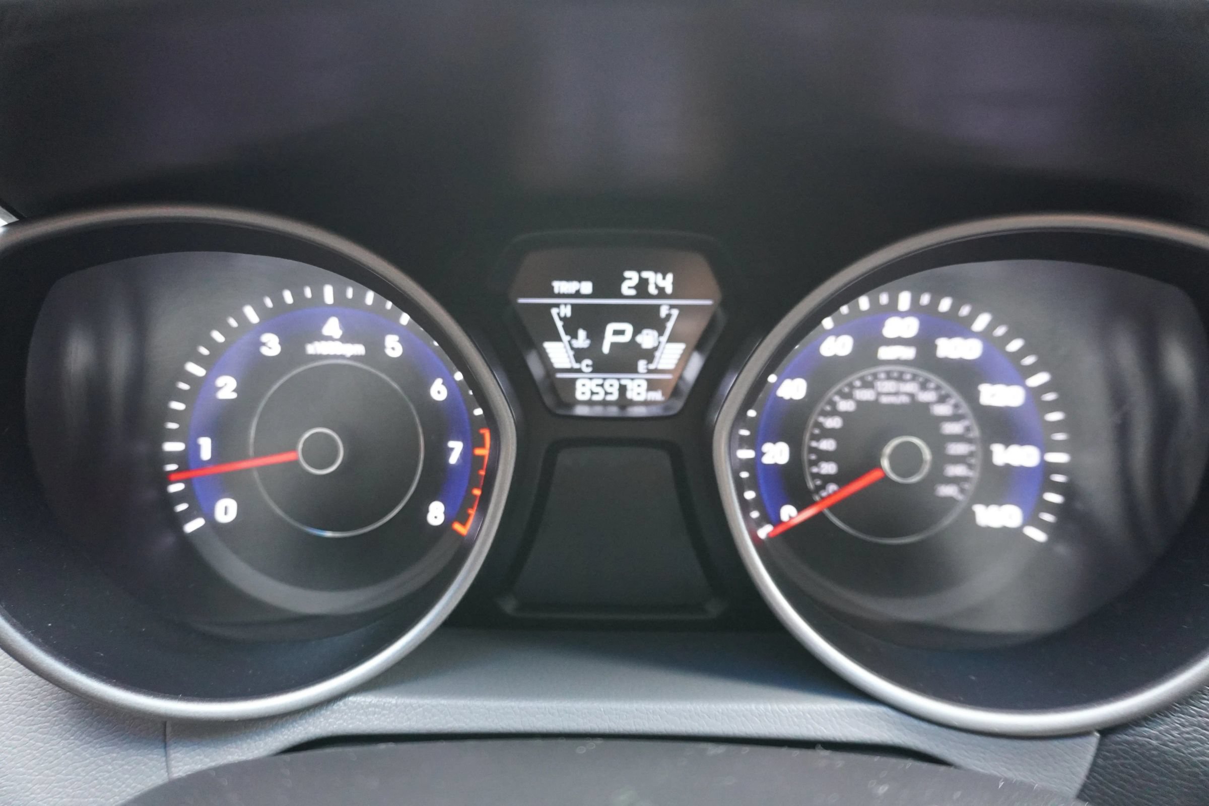 Used 2015 Hyundai Elantra SE w/ Option Group 02 FWD image 17