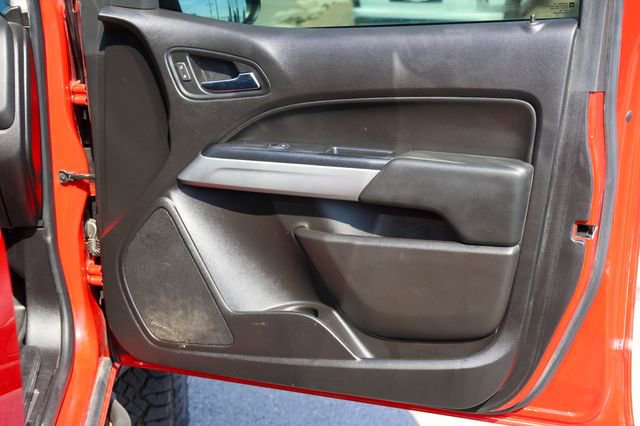 Used 2018 Chevrolet Colorado ZR2 image 16