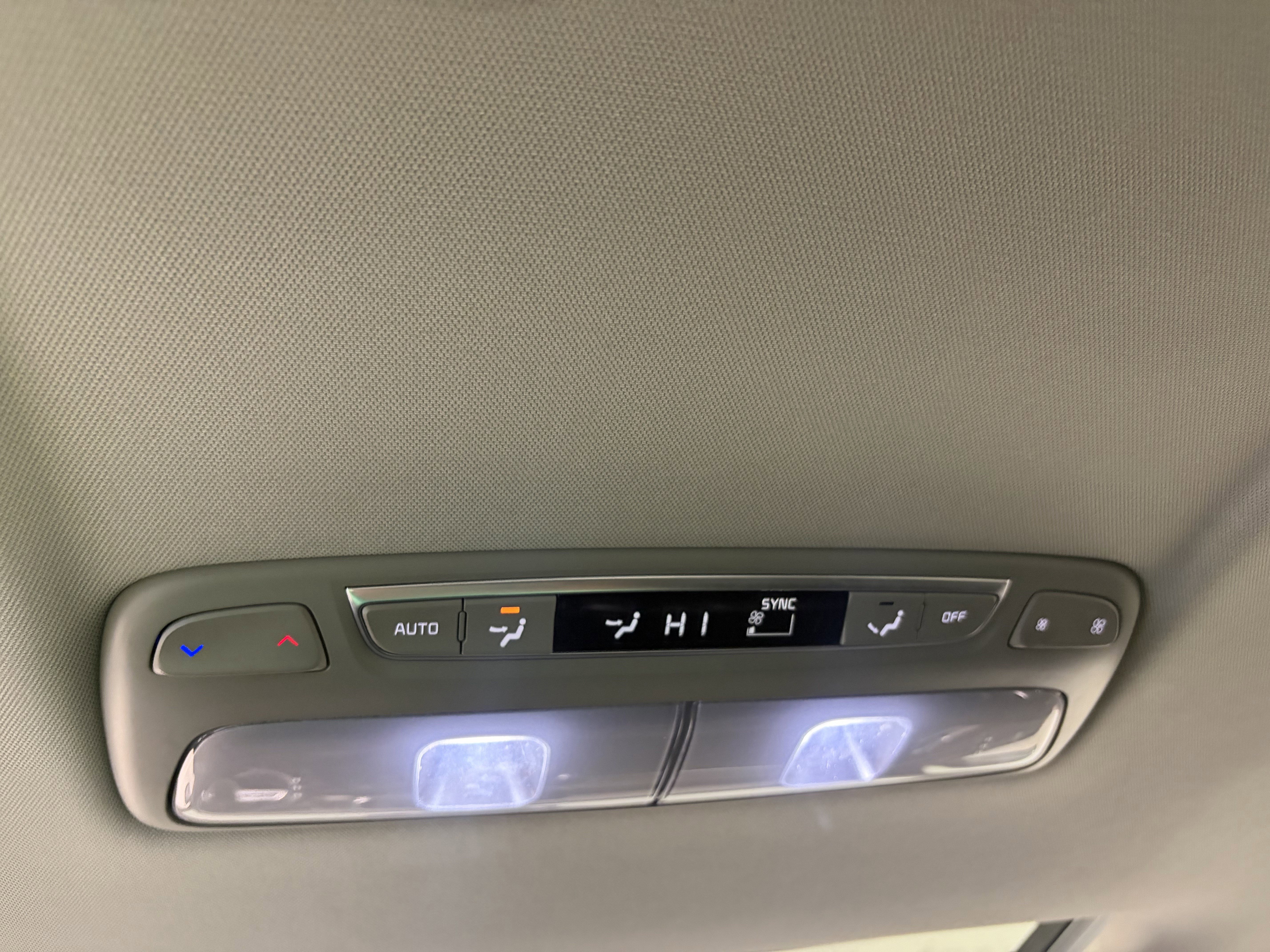 Used 2022 Kia Telluride EX w/ EX Premium Package image 39