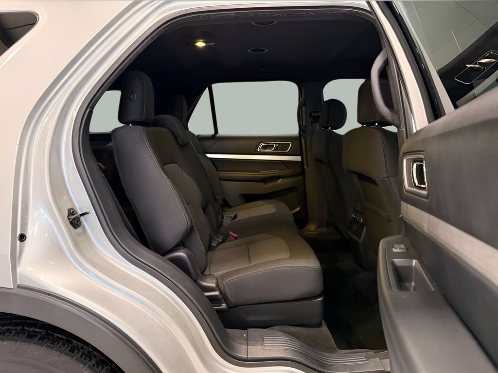 Used 2017 Ford Explorer XLT FWD image 32