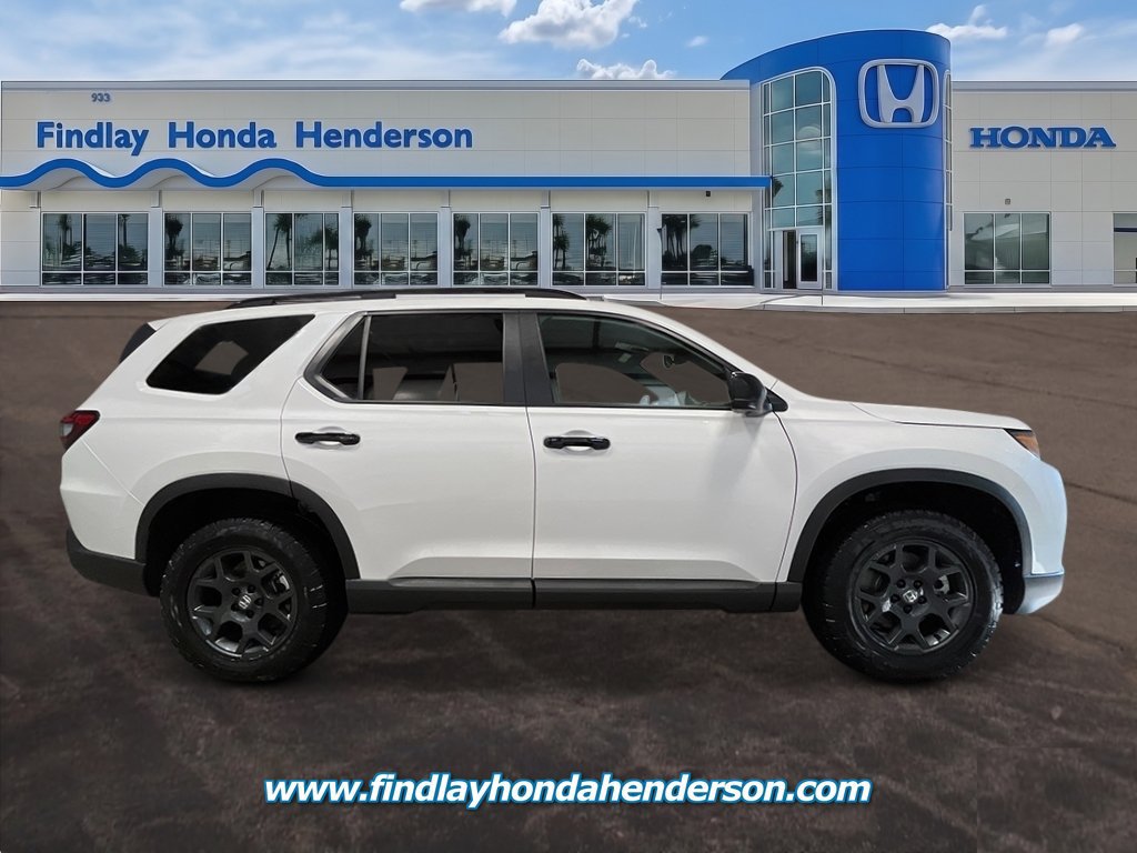 New 2026 Honda Pilot TrailSport image 8