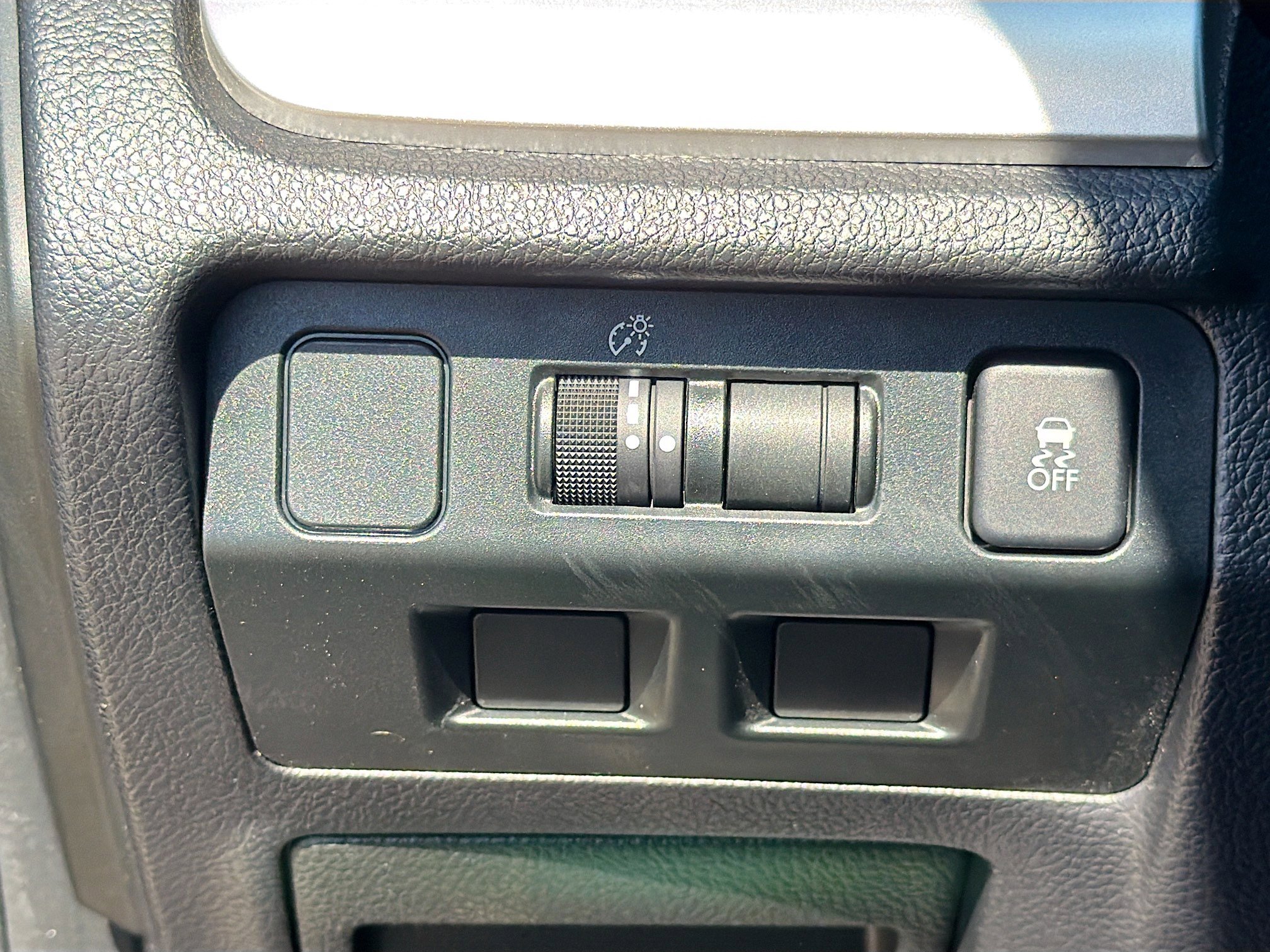 Used 2016 Subaru Impreza 2.0i Premium w/ Popular Package #2 image 29