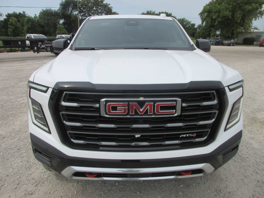 New 2026 GMC Yukon XL AT4 AWD/4WD image 10