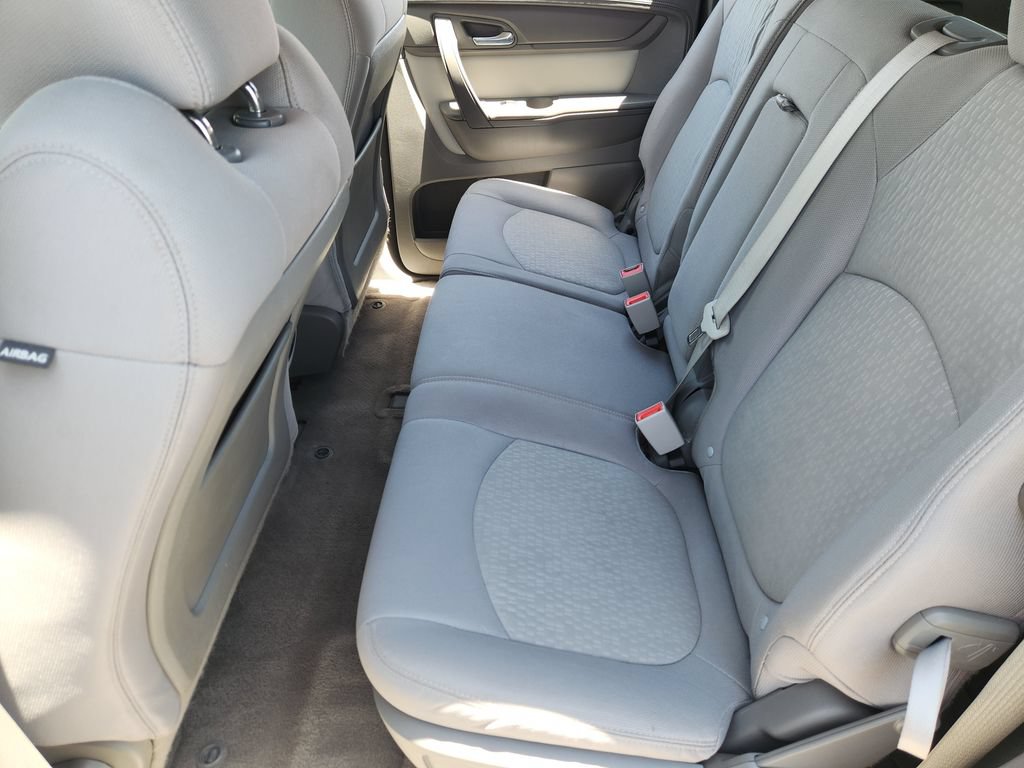 Used 2016 GMC Acadia SLE FWD image 27