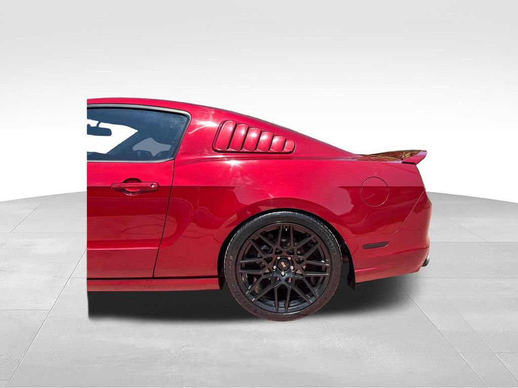 Used 2014 Ford Mustang GT w/ Equipment Group 301A RWD image 30