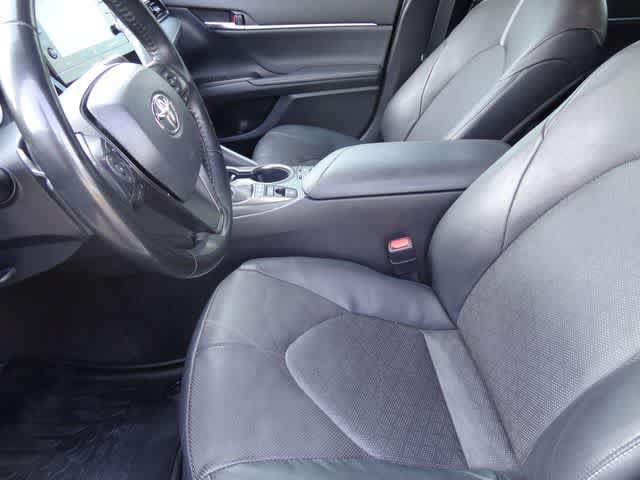 Used 2023 Toyota Camry XSE w/ Navigation Package FWD image 6