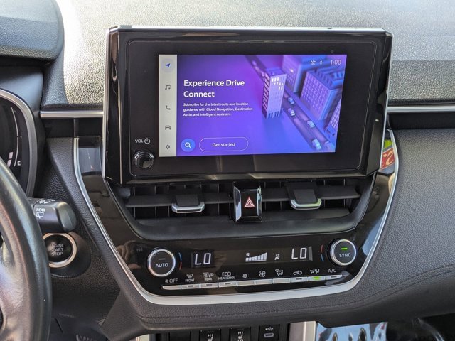 Used 2023 Toyota Corolla Cross XLE image 19