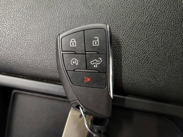 Used 2022 Chevrolet Silverado 1500 Custom w/ LPO, Dark Essentials Package AWD/4WD image 26