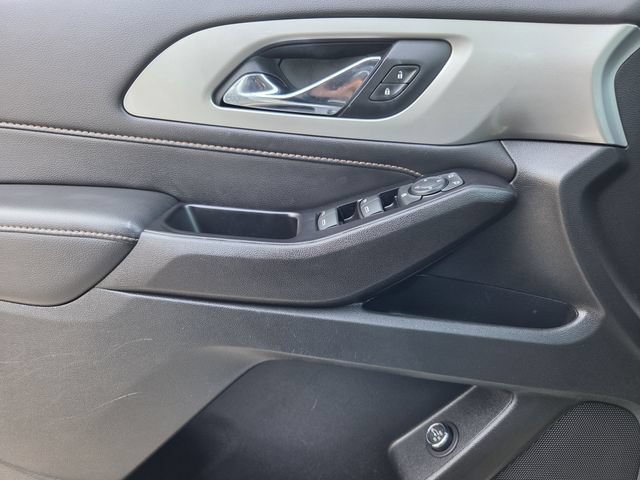 Used 2020 Chevrolet Traverse RS FWD image 18