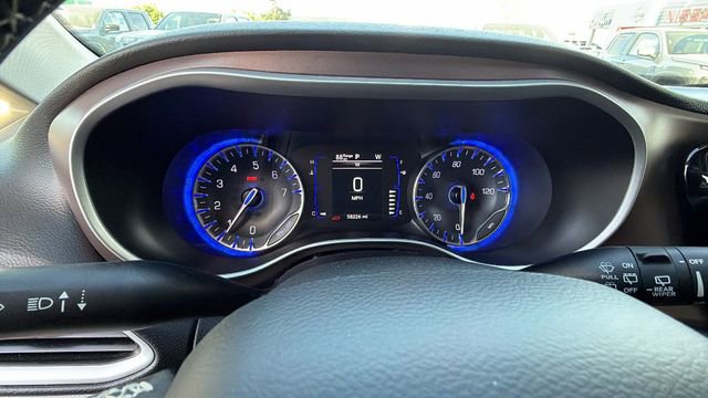 Used 2023 Chrysler Voyager LX image 26