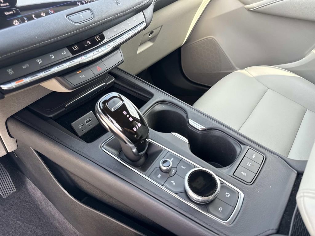 Used 2020 Cadillac XT4 Luxury image 26