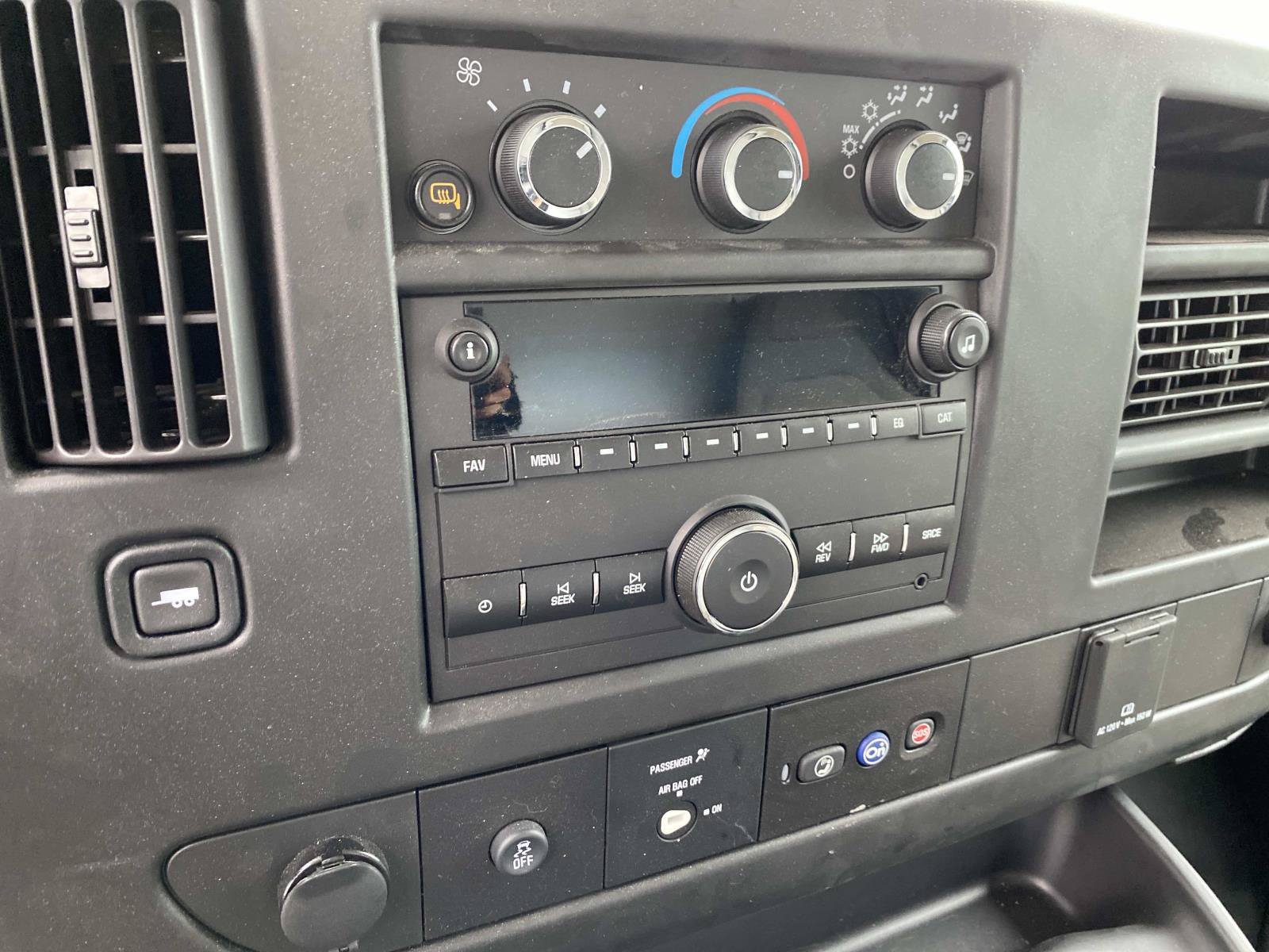 New 2023 GMC Savana 3500 w/ Power Convenience Package RWD image 7