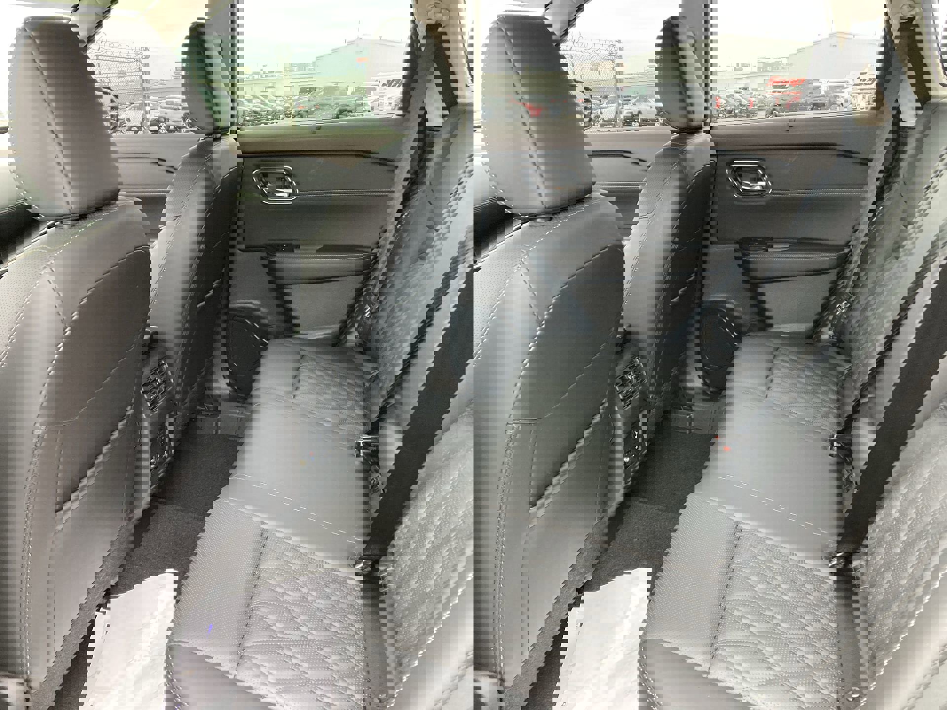 Used 2023 Nissan Rogue Platinum w/ Platinum Premium Package image 26