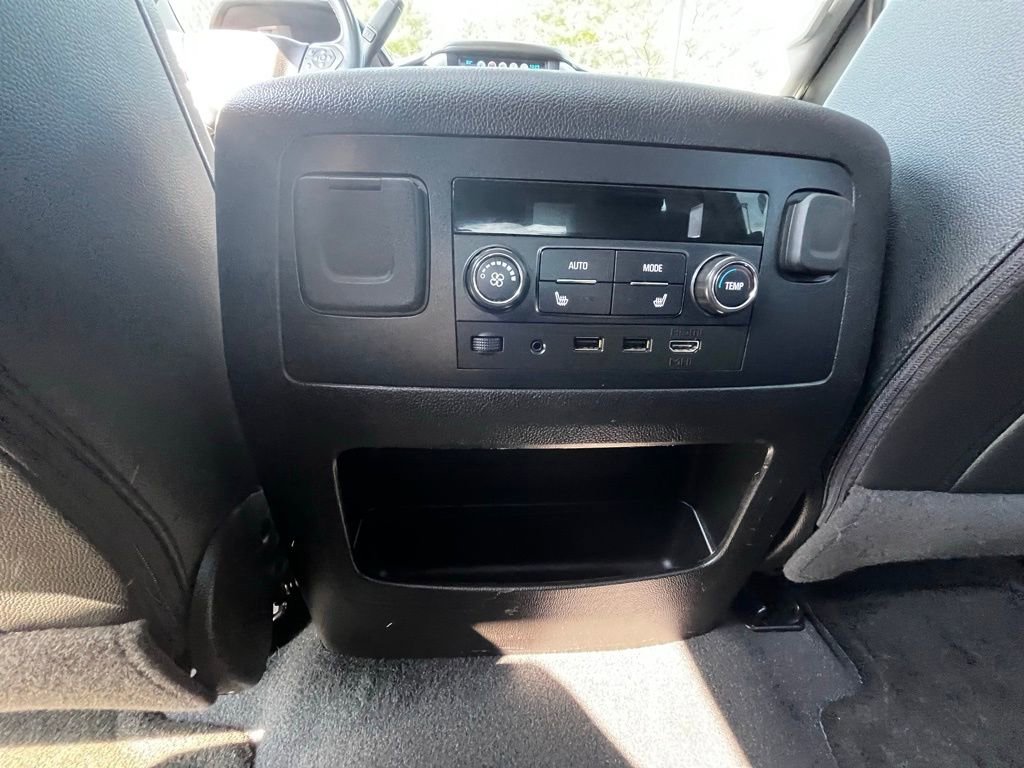 Used 2020 Chevrolet Tahoe LT image 15