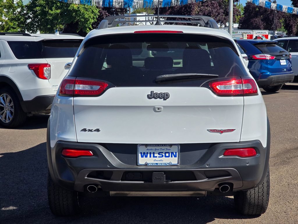 Used 2018 Jeep Cherokee Trailhawk AWD/4WD image 7