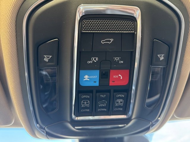 Used 2021 Jeep Grand Cherokee L Limited w/ MOPAR Finishing Package image 36