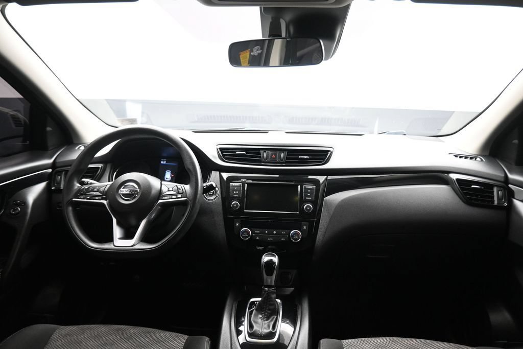 Used 2019 Nissan Rogue Sport SV AWD/4WD image 38