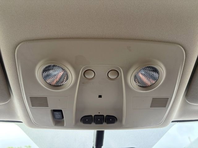 Used 2017 Buick Enclave Leather image 12