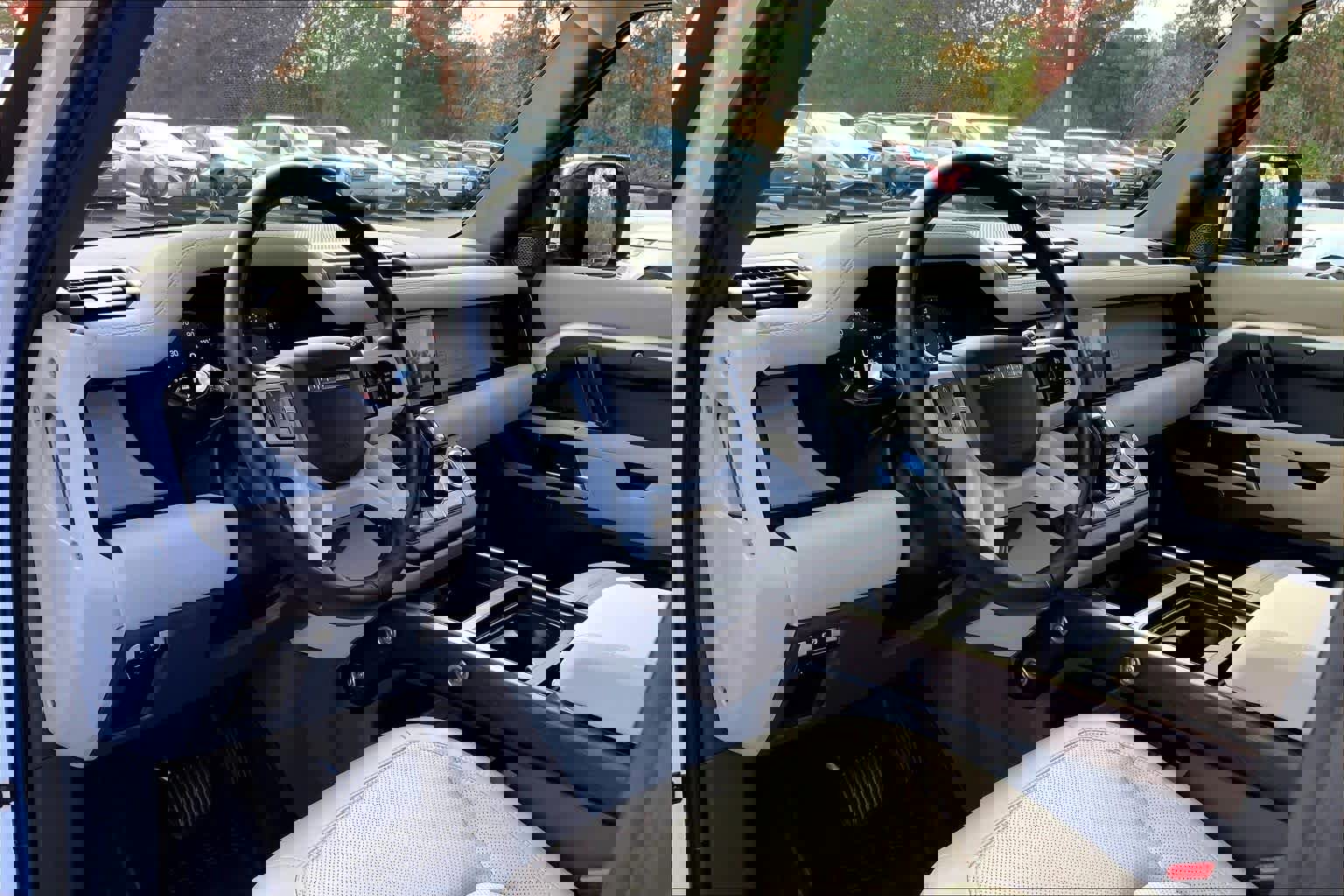 Used 2023 Land Rover Defender 110 S image 15