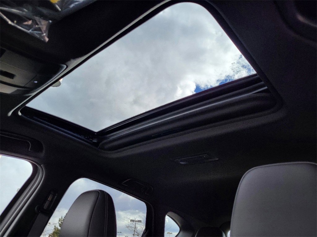 New 2025 MAZDA CX-5 Signature image 16