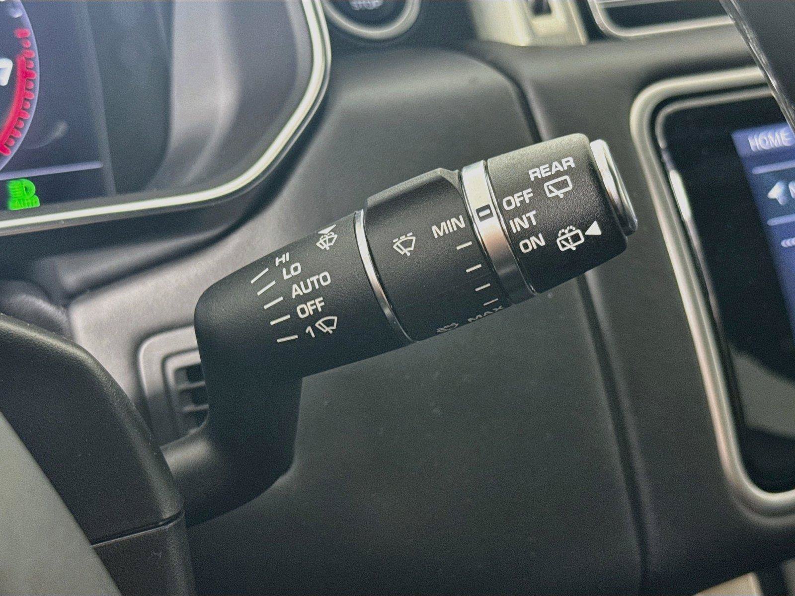 Used 2019 Land Rover Range Rover Supercharged AWD/4WD image 12