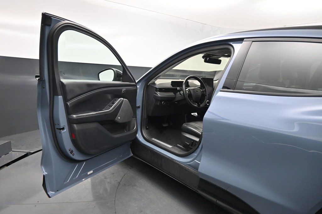 Certified 2023 Ford Mustang Mach-E Premium RWD image 9