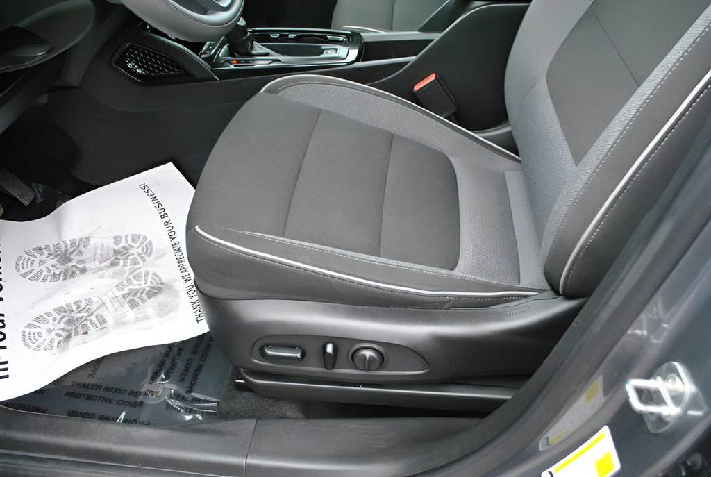 Used 2021 Chevrolet TrailBlazer LT w/ Convenience Package image 30