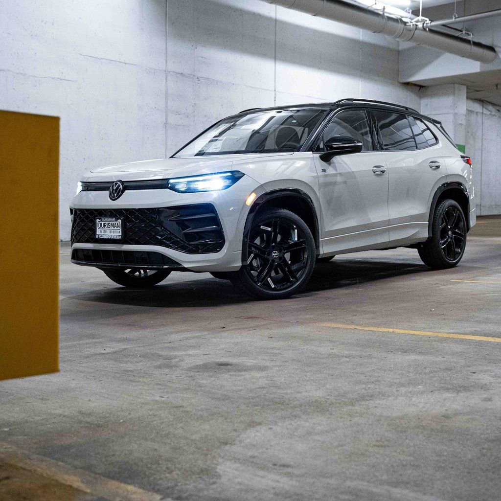 New 2026 Volkswagen Tiguan SE R-Line