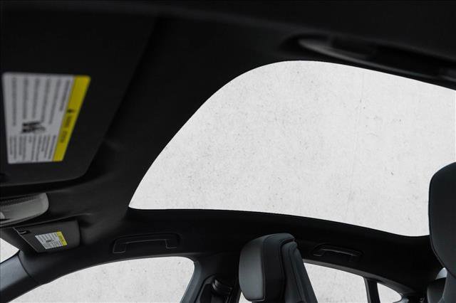 Used 2023 Audi e-tron GT Premium Plus image 11