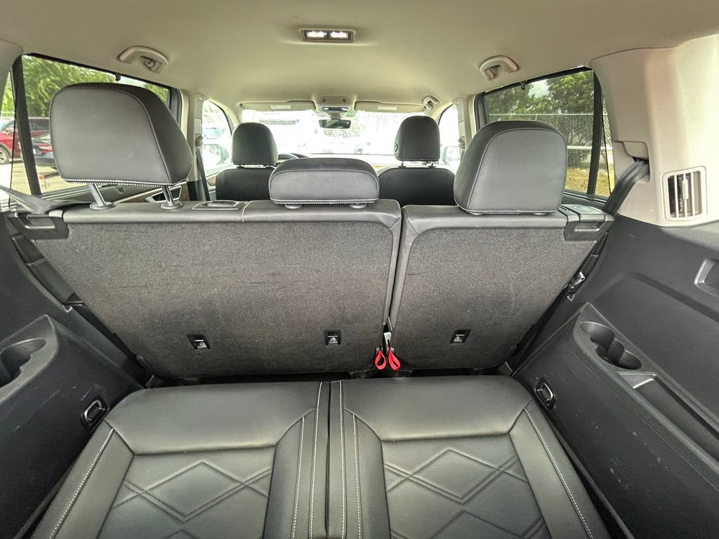 Used 2026 Volkswagen Atlas SE AWD/4WD image 15