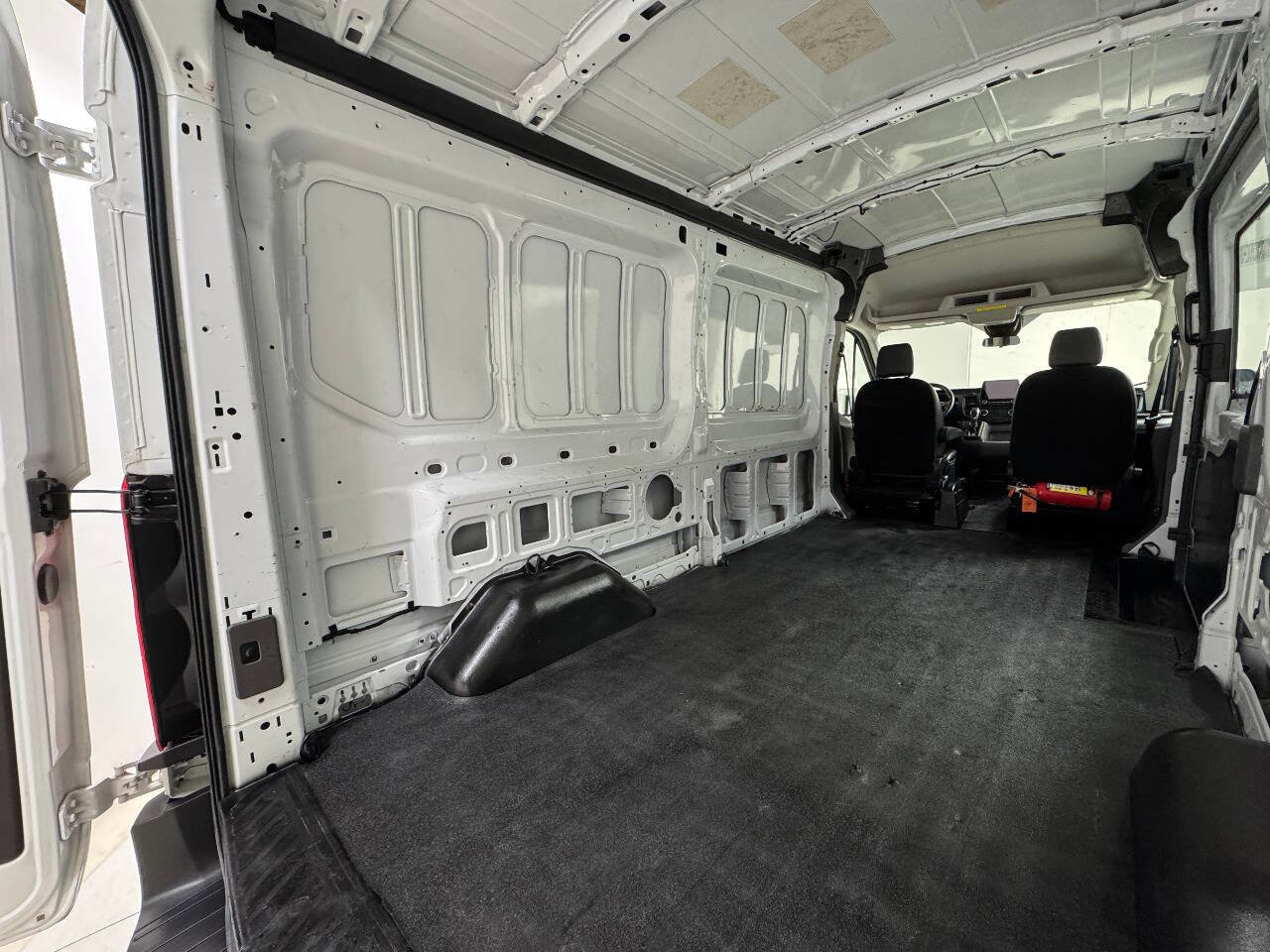 Used 2020 Ford Transit 250 250 3dr SWB Medium Roof Cargo image 30