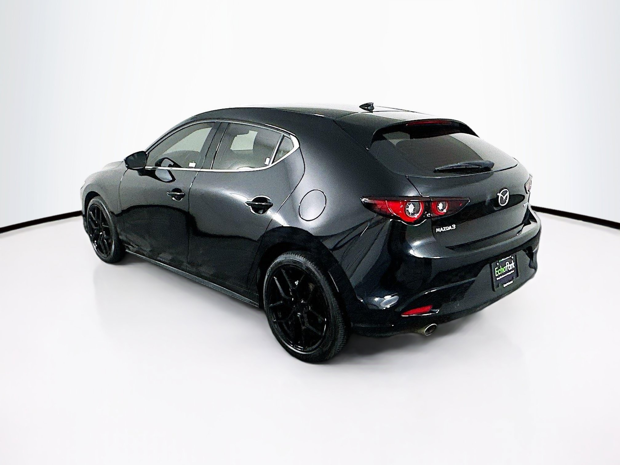 Used 2022 MAZDA MAZDA3 s FWD image 5