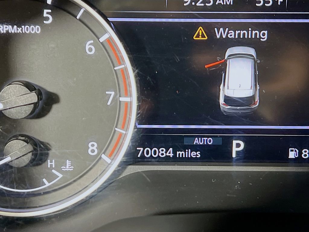 Used 2021 Nissan Rogue SV image 11