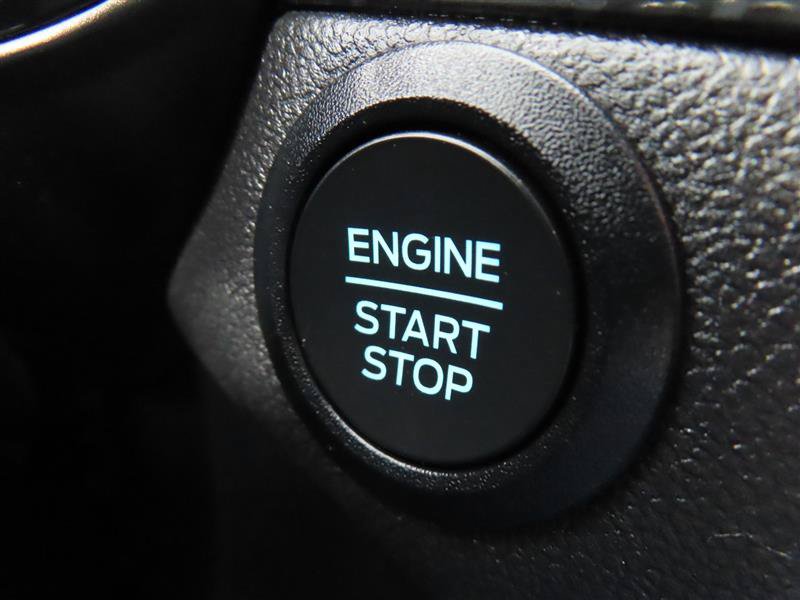 Used 2025 Ford Escape ST-Line FWD image 17