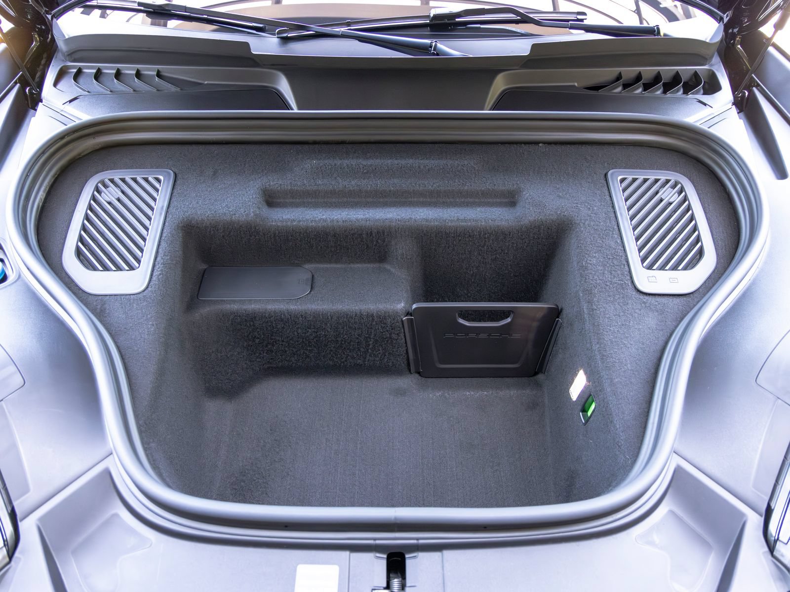 New 2026 Porsche Macan 4 Electric AWD/4WD image 66