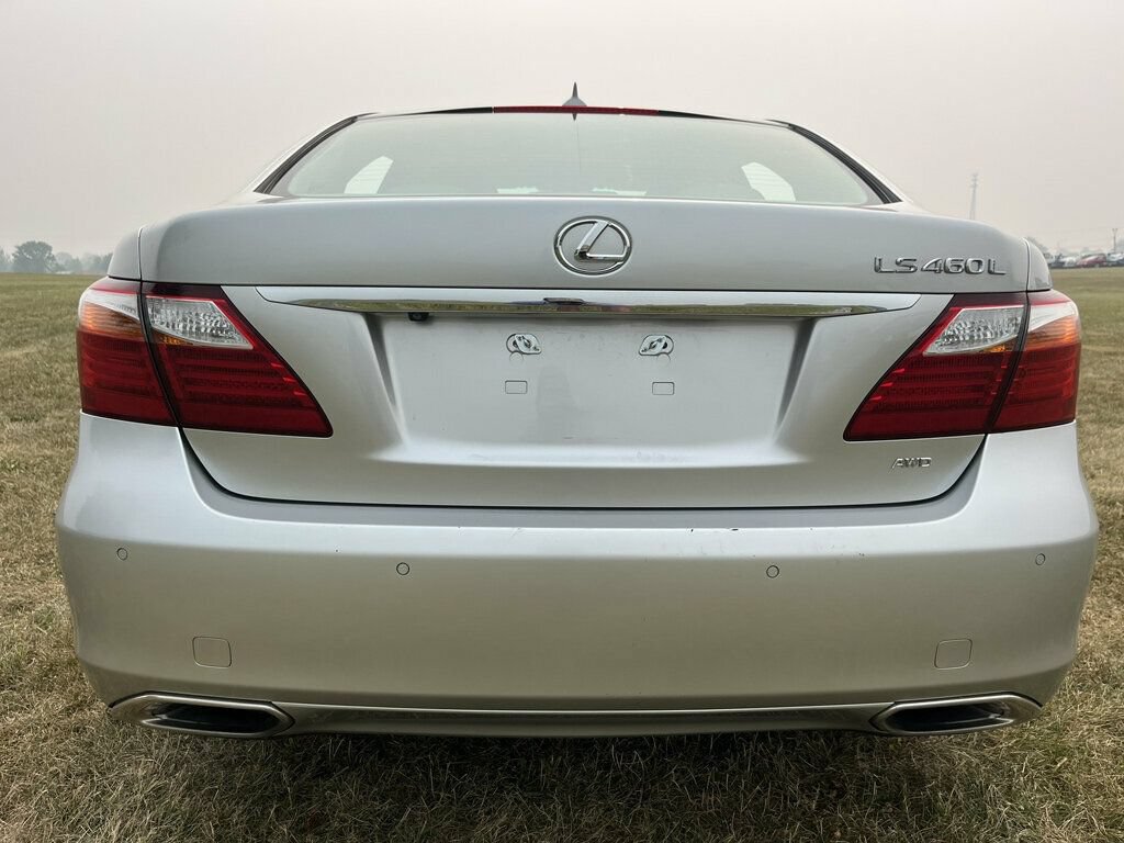 Used 2011 Lexus LS 460 L w/ Luxury Pkg AWD/4WD image 5