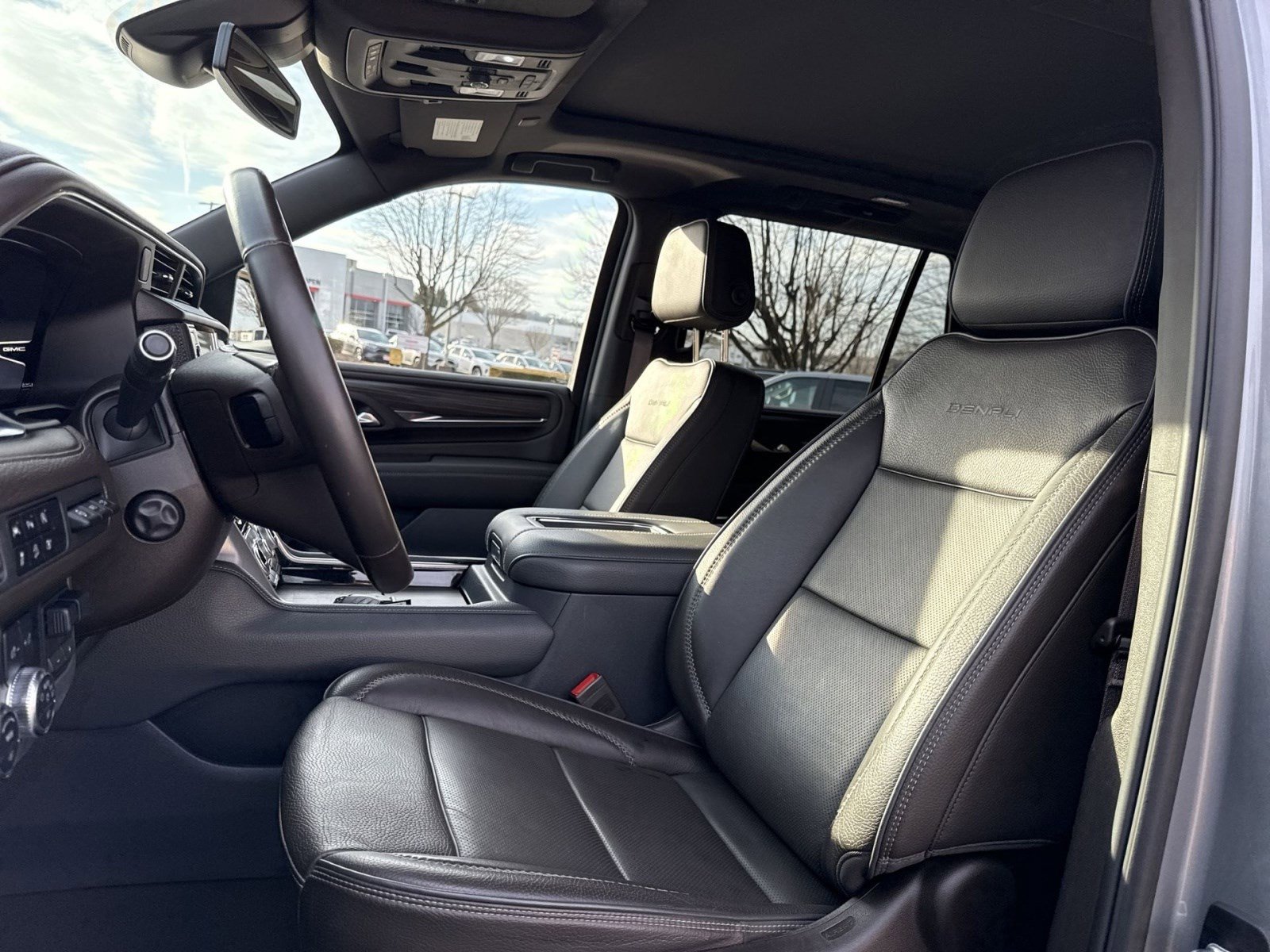 Used 2024 GMC Yukon Denali w/ Max Trailering Package image 13