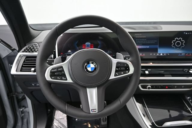 New 2026 BMW X5 xDrive40i w/ M Sport Package AWD/4WD image 13