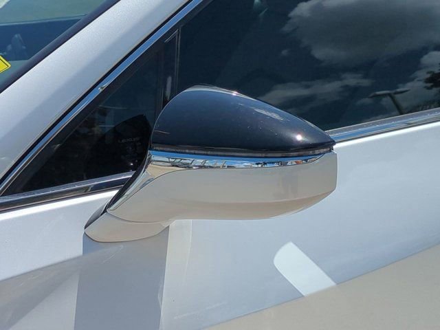 Used 2023 Lexus UX 250h FWD w/ Accessory Package (Z2) image 12