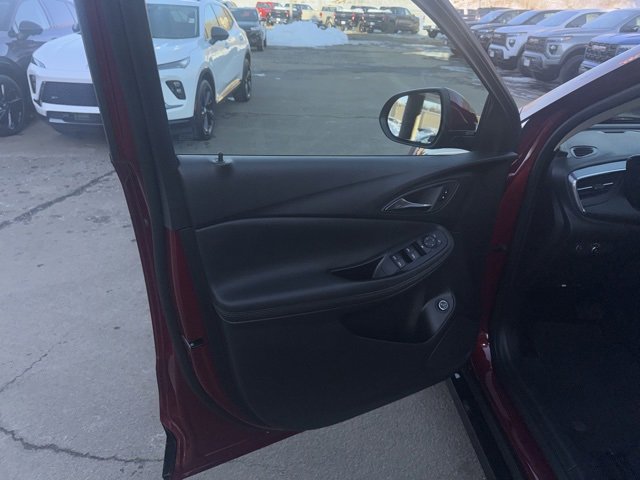 Used 2024 Buick Encore GX Sport Touring w/ Advanced Technology Package image 19