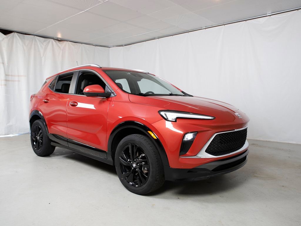 Used 2024 Buick Encore GX Sport Touring image 11