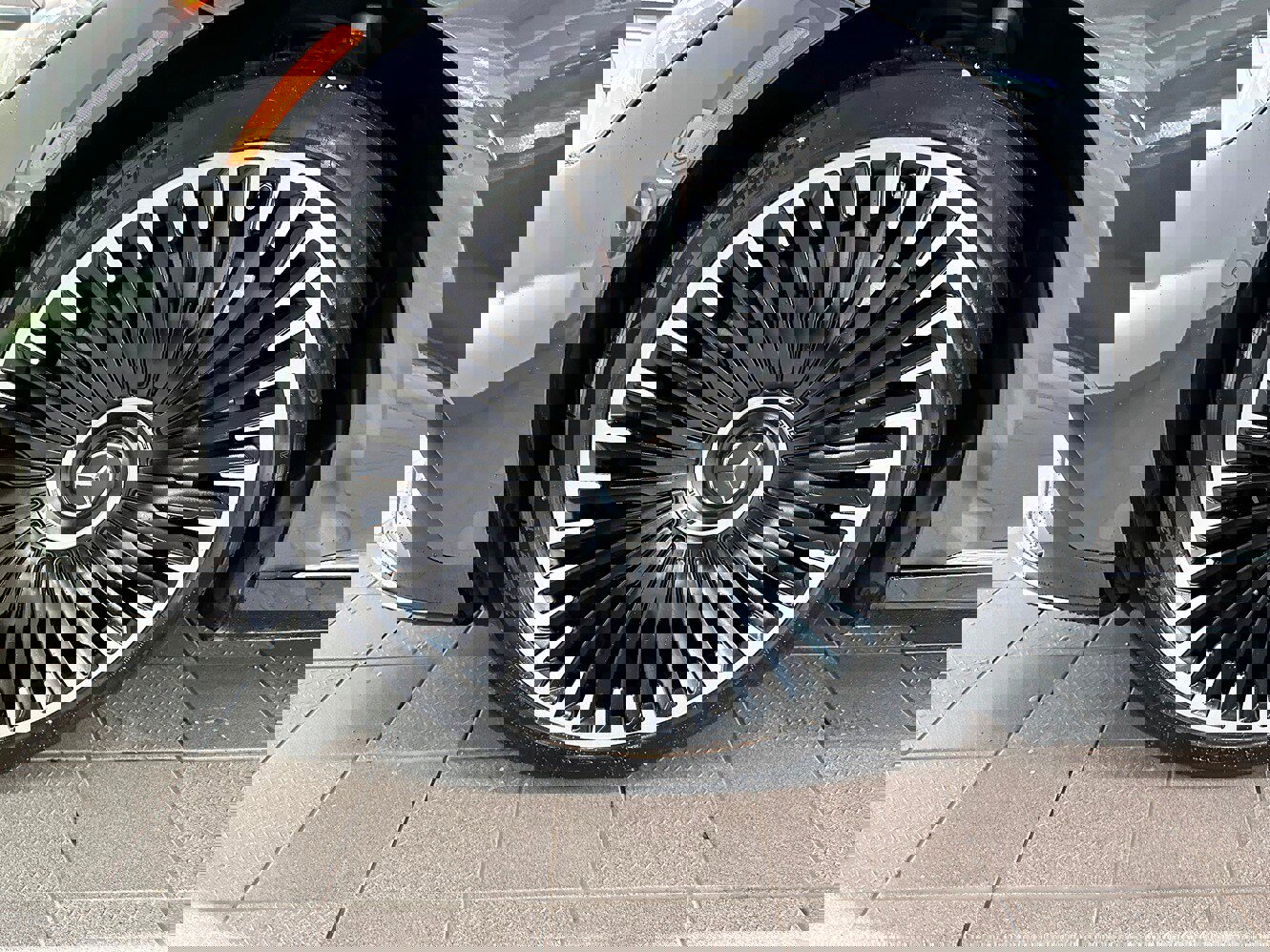 Used 2023 Mercedes-Benz EQE AMG 4MATIC Sedan image 39