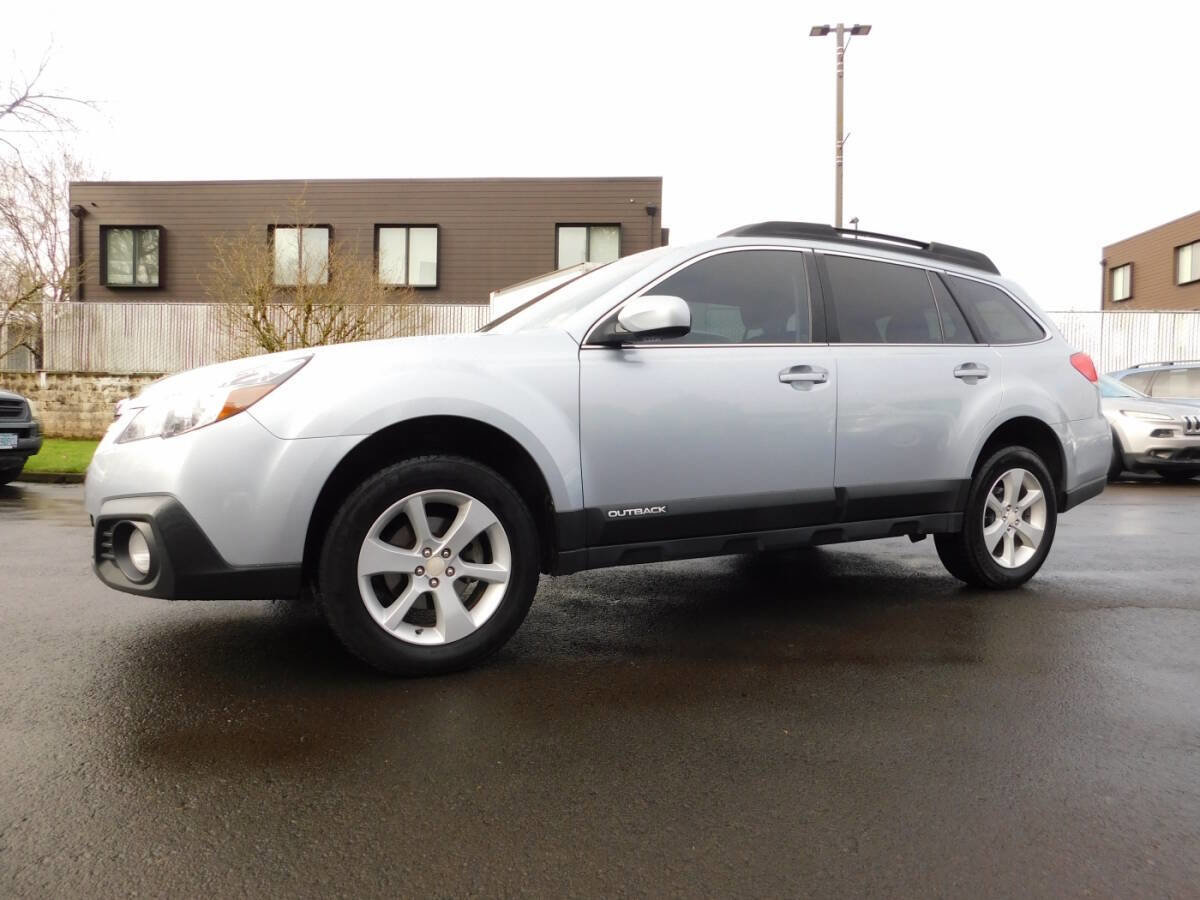 Used 2014 Subaru Outback 2.5i Premium AWD/4WD image 4