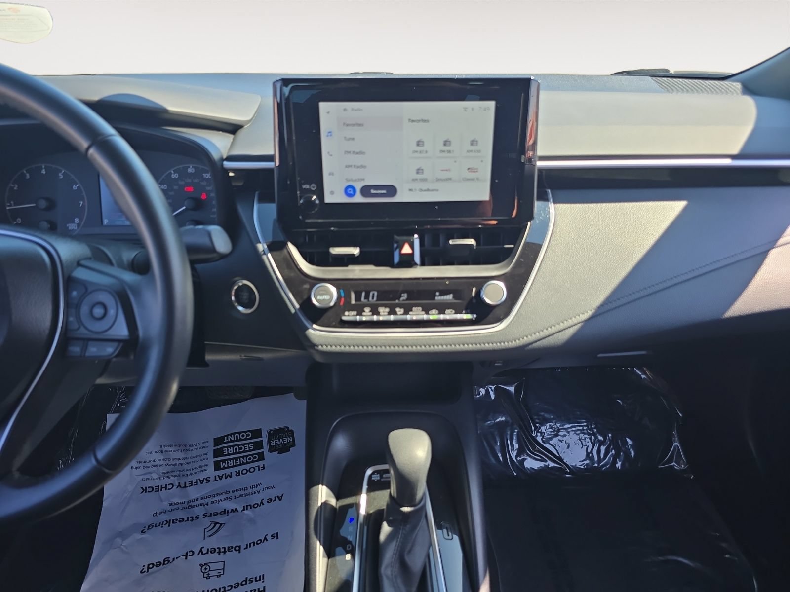 Certified 2025 Toyota Corolla SE w/ Convenience Package FWD image 10