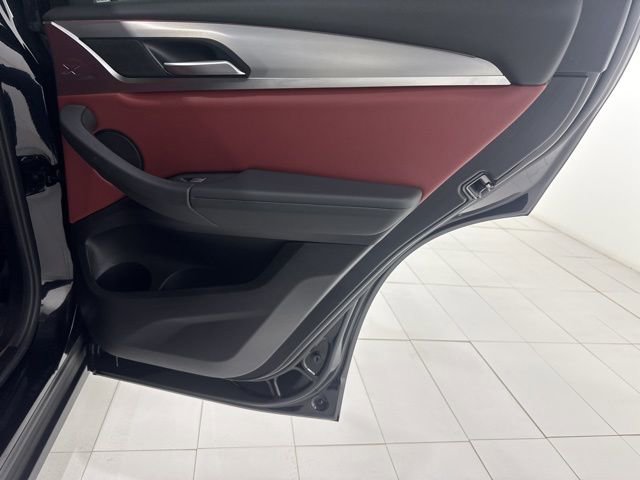 Certified 2023 BMW X4 xDrive30i w/ Convenience Package image 21